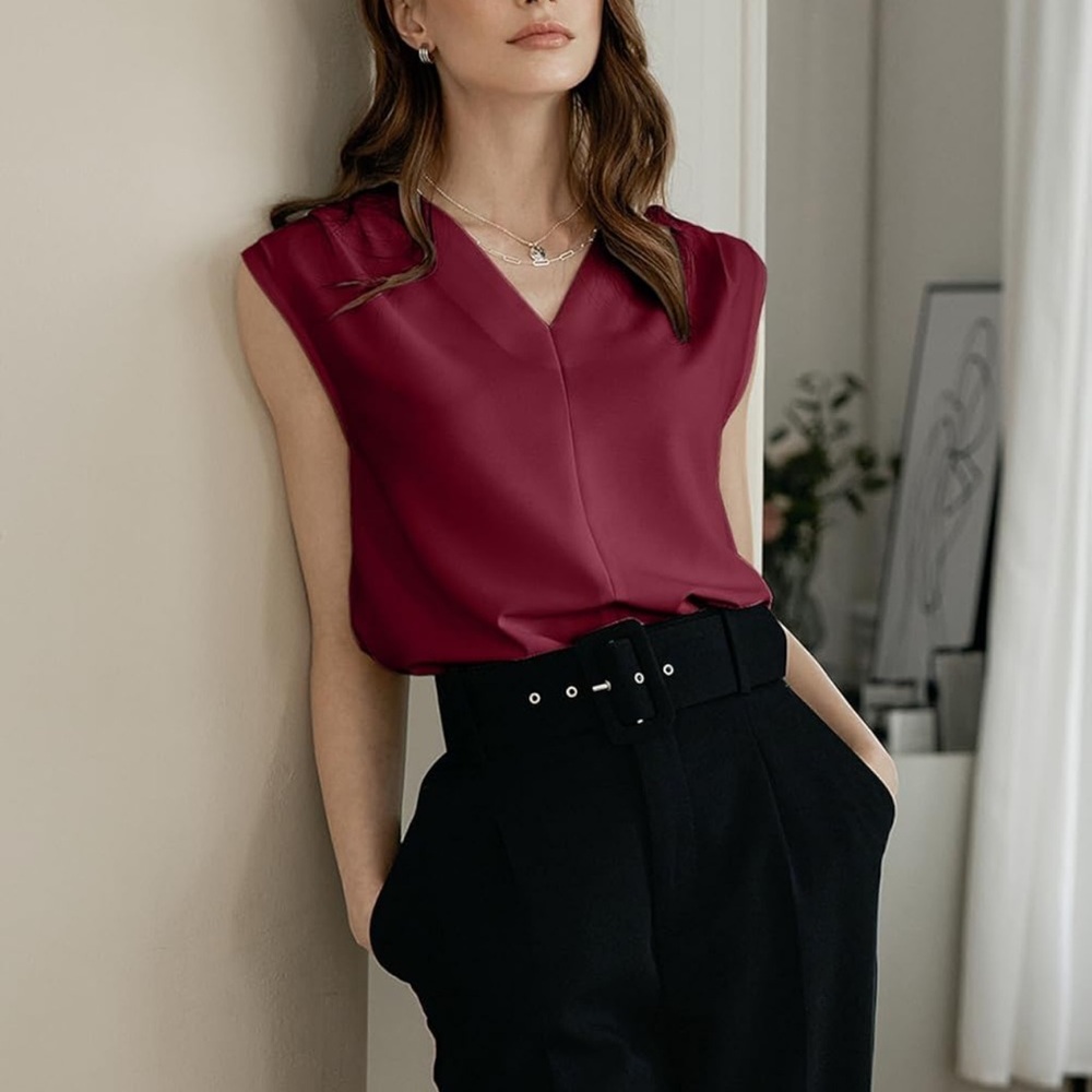 Satin V-Neck Sleeveless Camisole in Burgundy - Picture 3 of 3